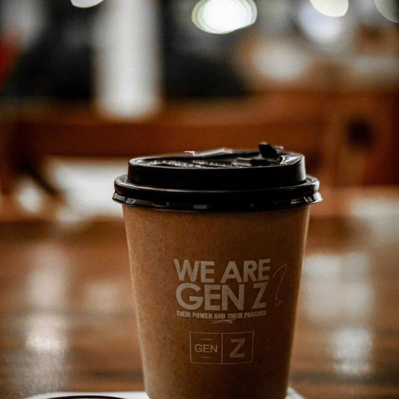 Cà phê Bạc xỉu GenZ Coffee